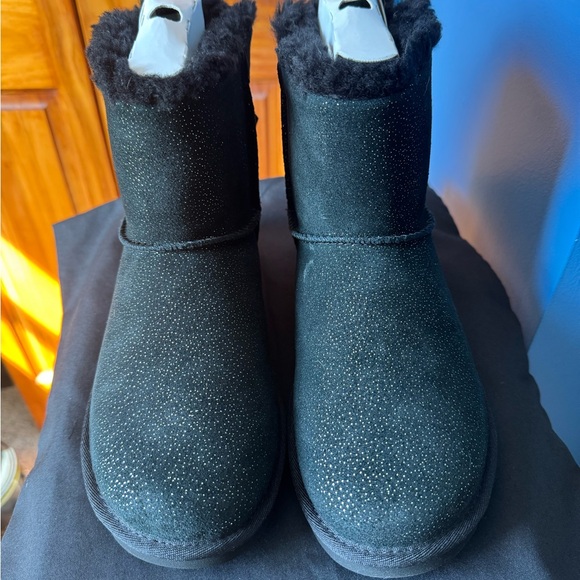 UGG Black Sparkle Ankle Boots - Picture 1 of 3